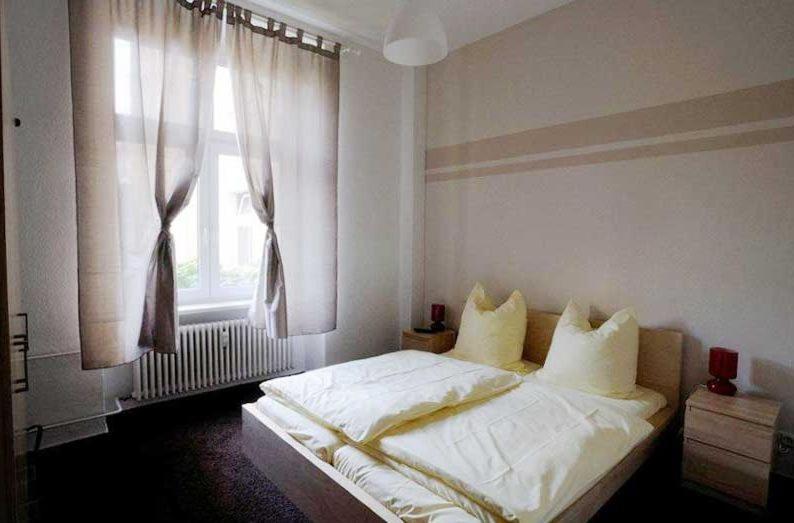 Pension Central Hostel Берлин Экстерьер фото